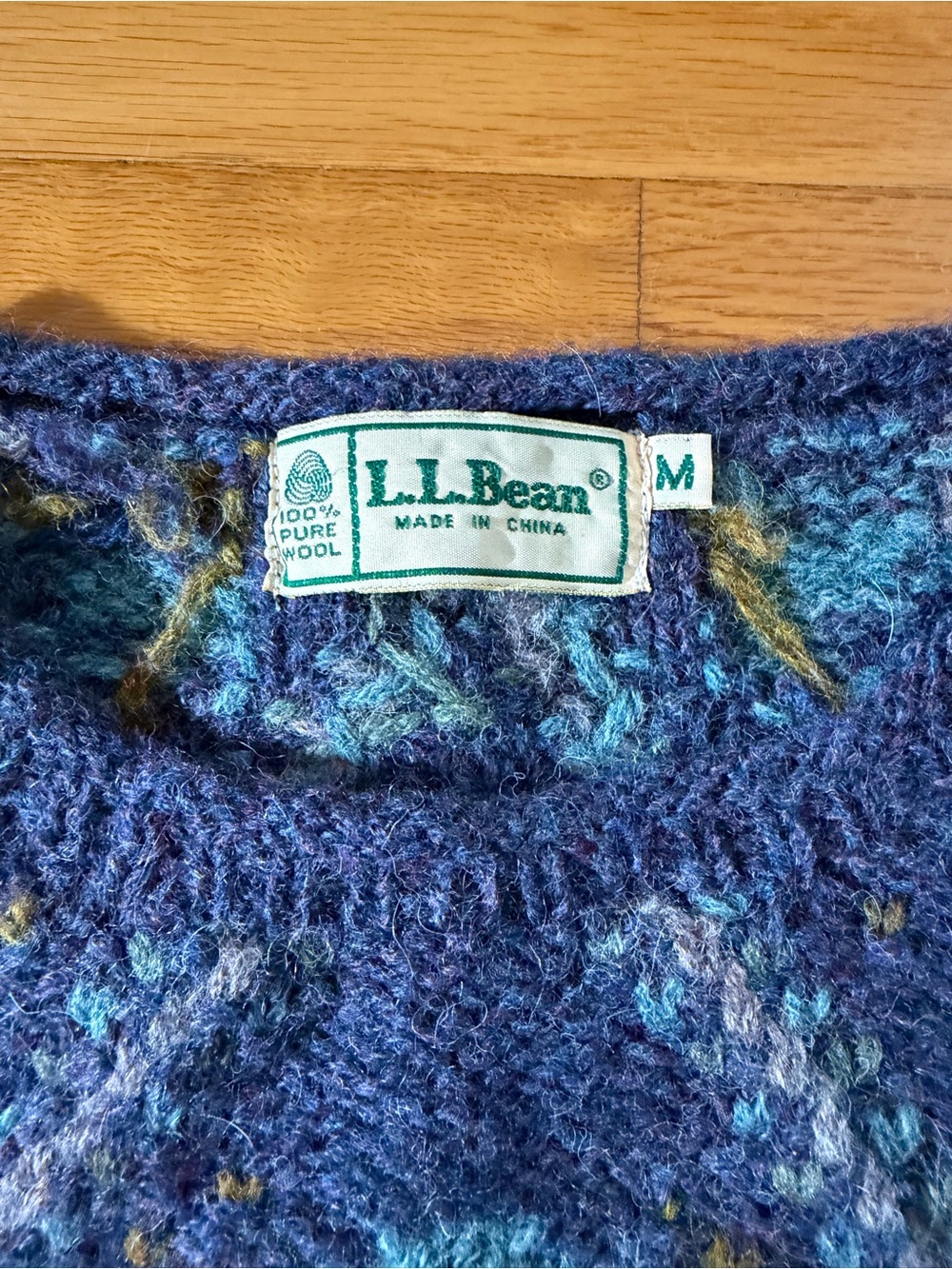 L.L. Bean Wool Vintage Blue Floral Diamond-Pattern Crewneck Sweater - Picture 3 of 5